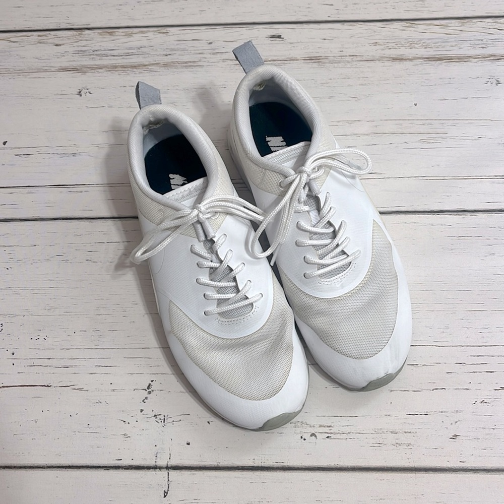 NikeiD White Tennis Shoes Size US8